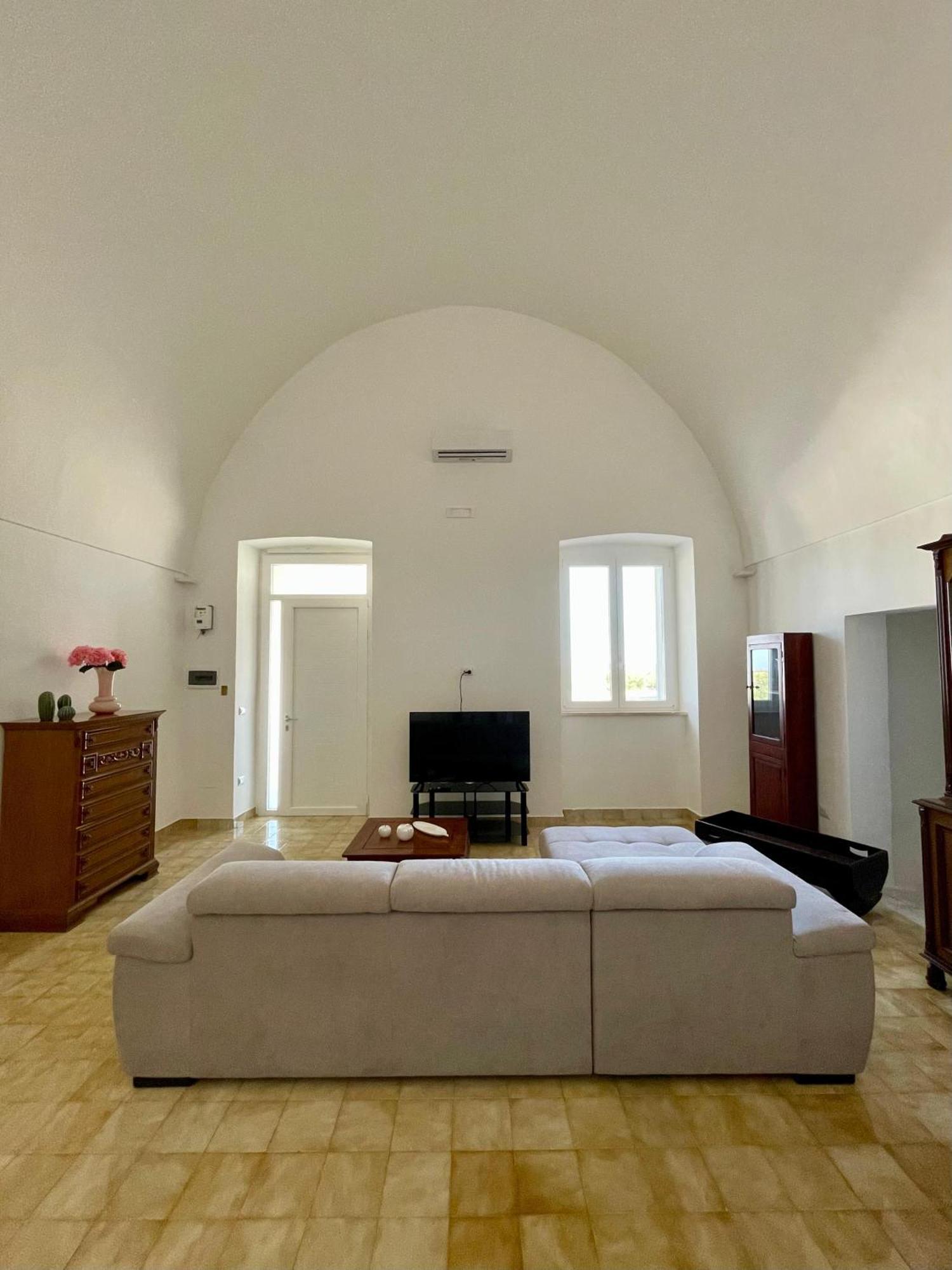 Casa Vacanze La Colombaia Sant Isidoro  Exterior foto